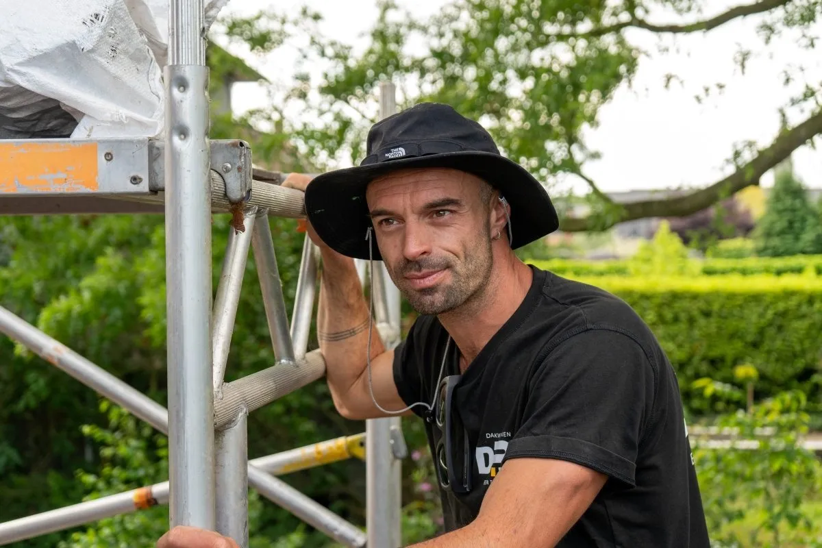 Portret van zelfstandige dakwerker Ben Tuyteleers