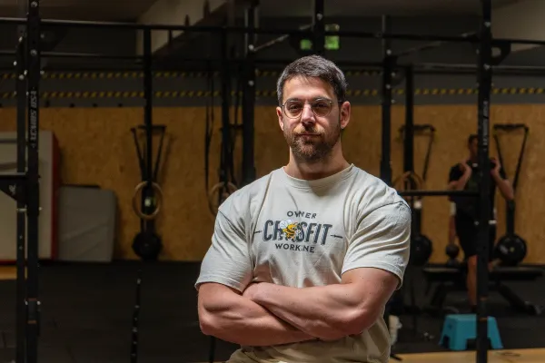 Portret van Maxime Wilen, personal coach bij CrossFit Workzone